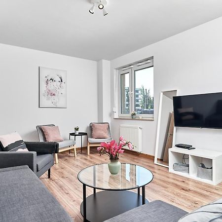 Modern Apartments Wroclaw By Renters Extérieur photo