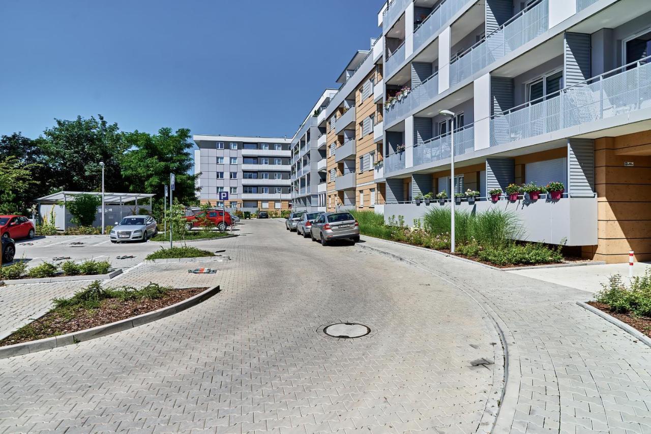 Modern Apartments Wroclaw By Renters Extérieur photo