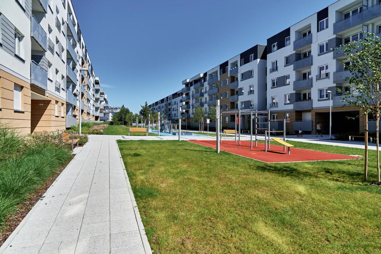Modern Apartments Wroclaw By Renters Extérieur photo