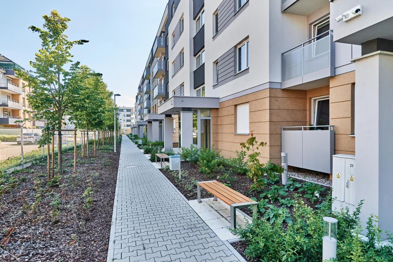 Modern Apartments Wroclaw By Renters Extérieur photo