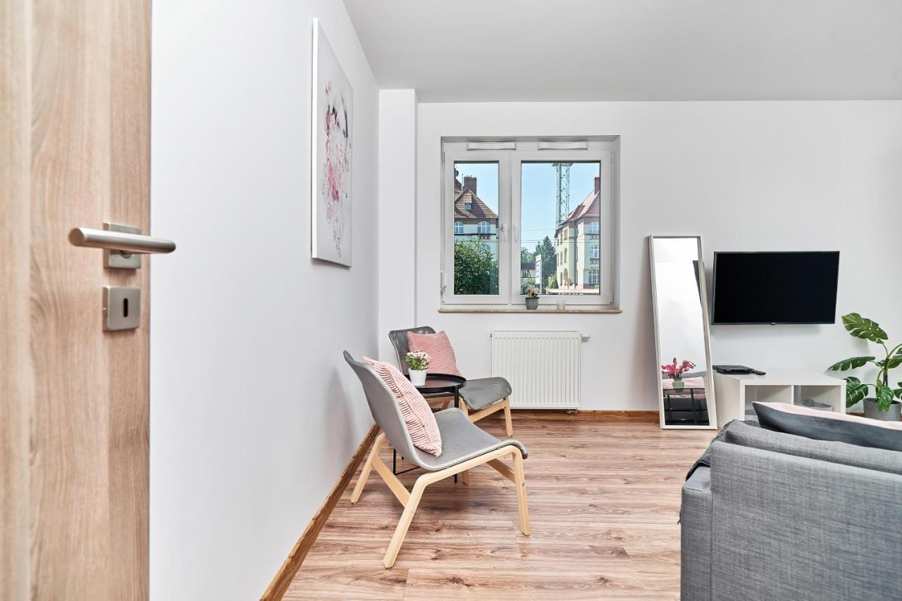 Modern Apartments Wroclaw By Renters Extérieur photo