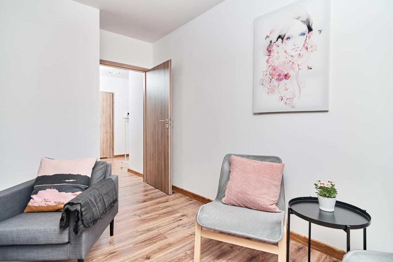 Modern Apartments Wroclaw By Renters Extérieur photo