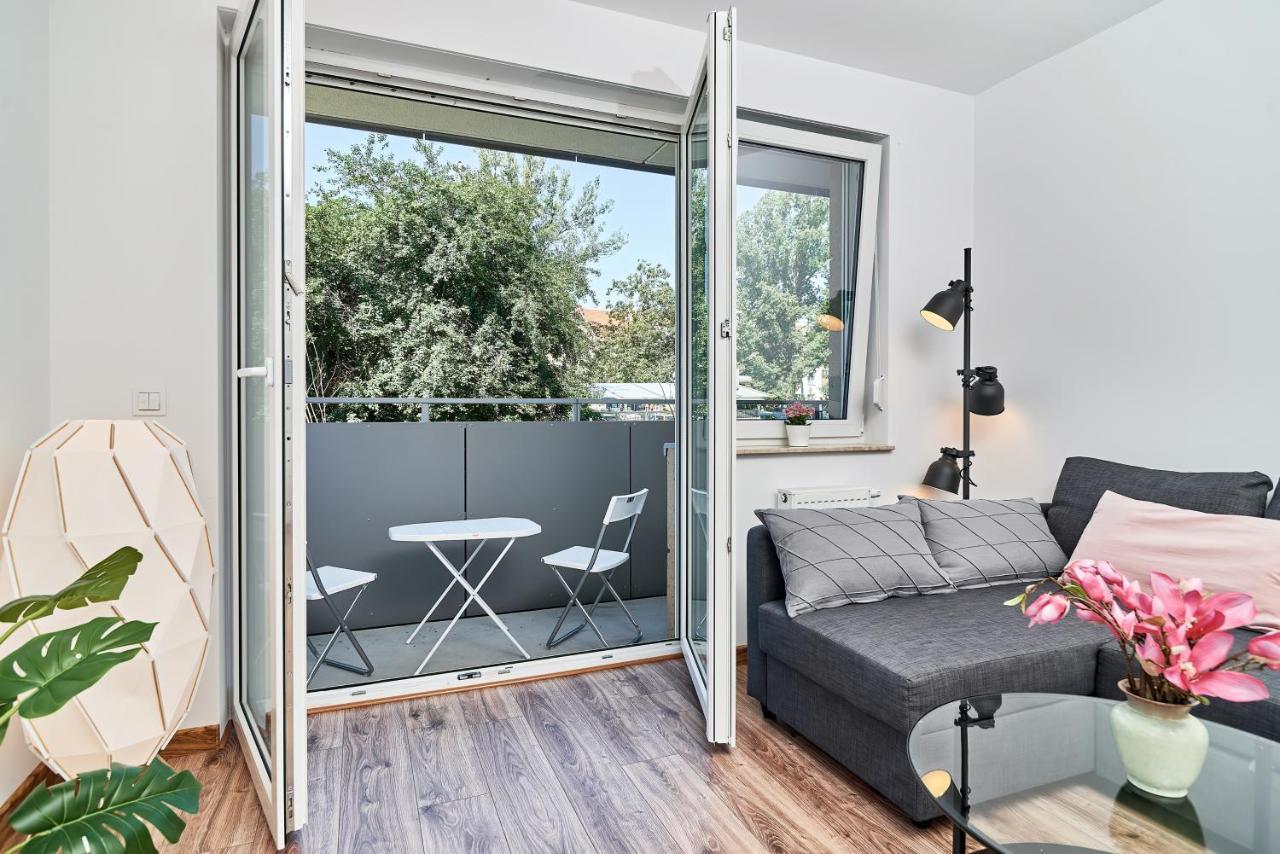 Modern Apartments Wroclaw By Renters Extérieur photo